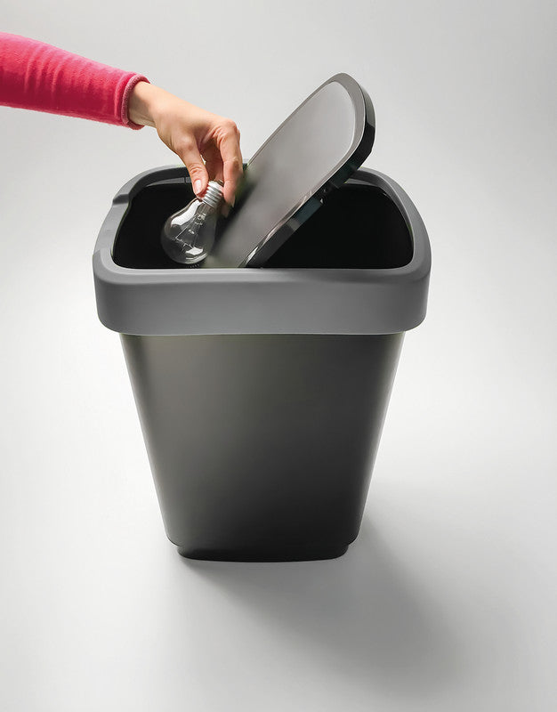 Rotho Abfallcontainer – 50 l – mit Deckel – Kunststoff, Silber – B × H × T 298 × 602 × 401 mm