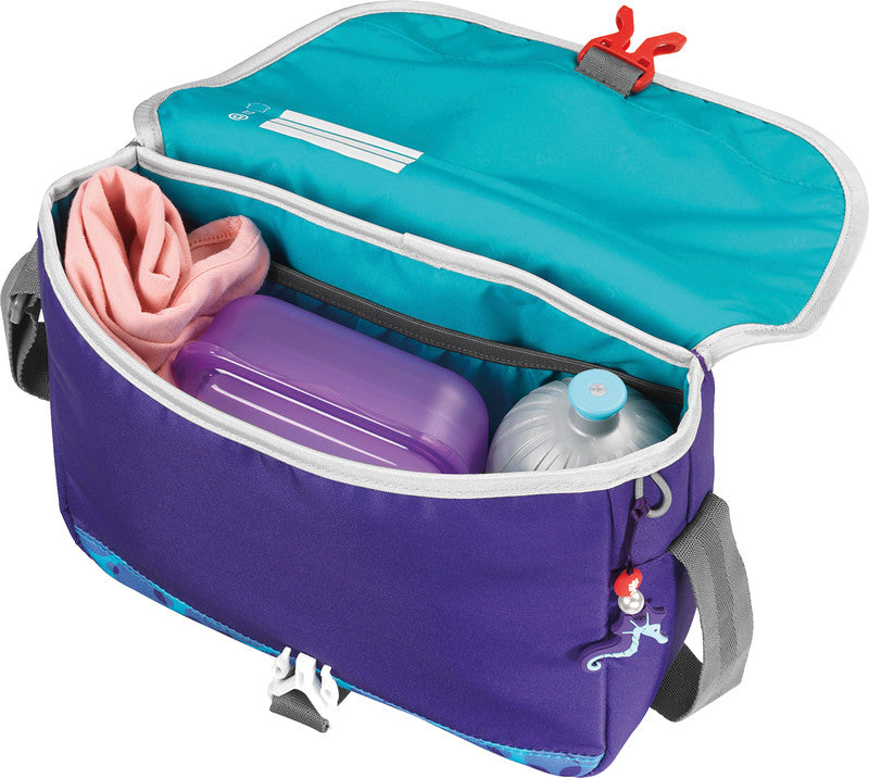 Step by Step Kindergartentasche Sonny – Happy Dolphins – Recycelter Bestandteil – 24,0×21,0×7,0 cm