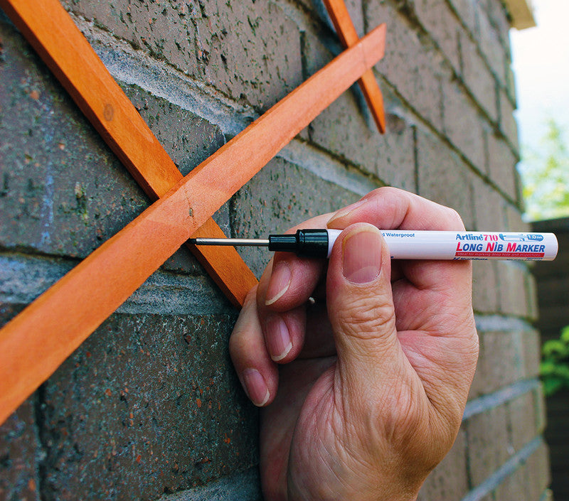 Artline Permanent Marker – schwarz