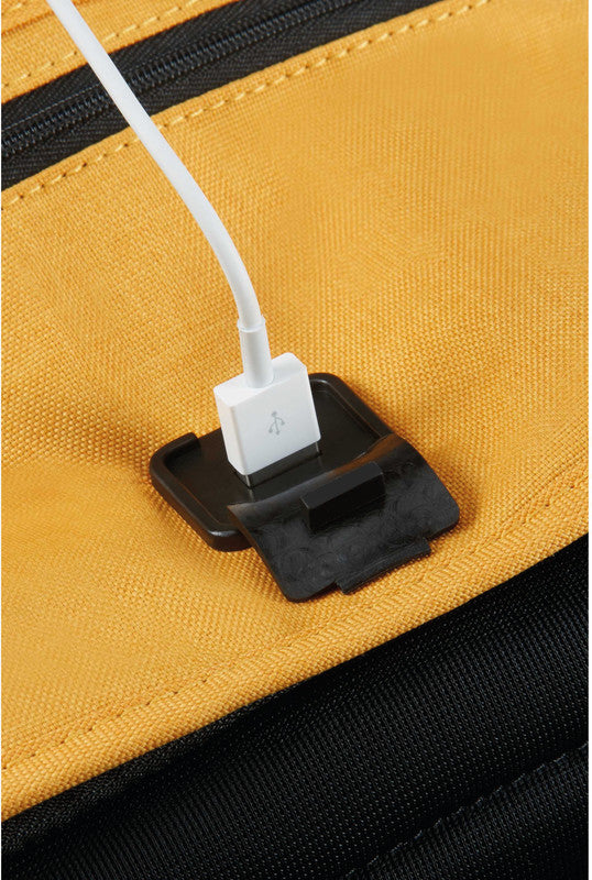 Samsonite Securipak Notebook-Rucksack – 17 l, RFID-Fach, USB-Port, recyceltes PET (rPET), Sonnengelb