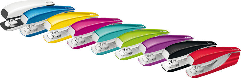 Leitz NeXXt 5502 – Hefter, 30 Blatt, für 24/6, 26/6, Oberlademechanik, Einlegetiefe 38 mm, blau