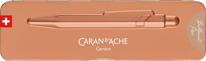 Caran d-Ache Kugelschreiber – Brut Rosé, Seidenmatt, Aluminium
