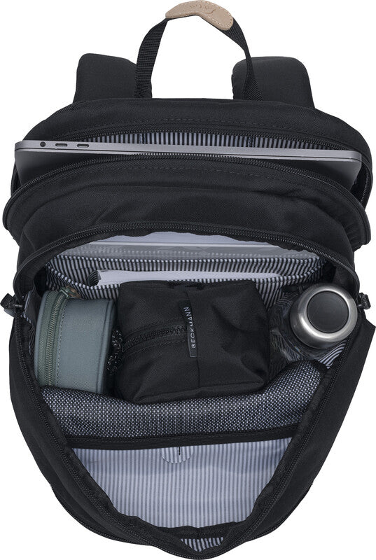 Beckmann Rucksack Urban Midi – Schwarz – 29,0 × 44,0 × 21,0 cm – aus recycelten PET-Flaschen (rPET)