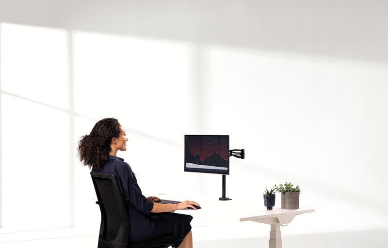 Fellowes Vista – Monitorhalterung, Tischklemme, bis 32", VESA 75 × 75/100 × 100 mm, 10 kg, neigbar +37°/−37°