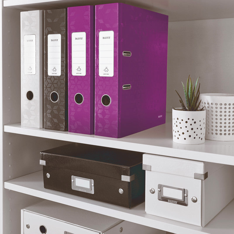Leitz Ordner – A4 hoch – 2-Ring Hebelmechanik, Rücken 80 mm – violett, mit Griffloch, mit Raumsparösen, FSC