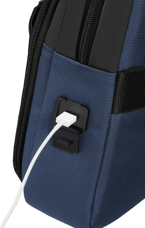 Samsonite Notebook-Tasche – für Notebooks bis 15,6", 12,5 l, Aufsteckfunktion, recyceltes PET (rPET), blau