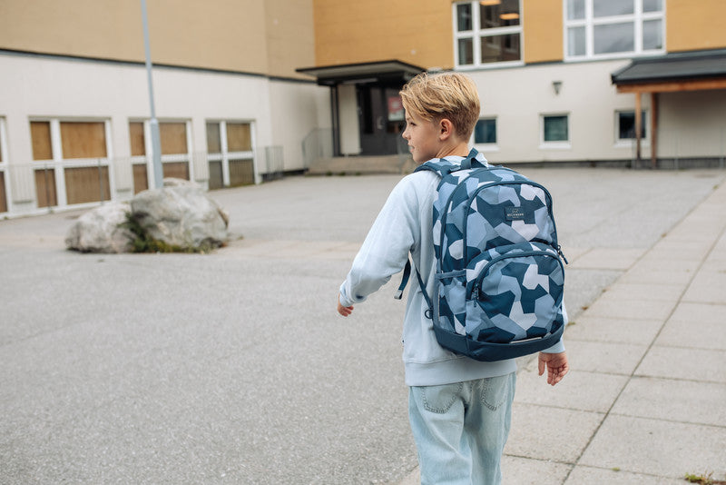 Beckmann Junior Sport Rucksack – Blau Camo – 31,0 cm×45,0 cm×22,0 cm – recycelte Materialien