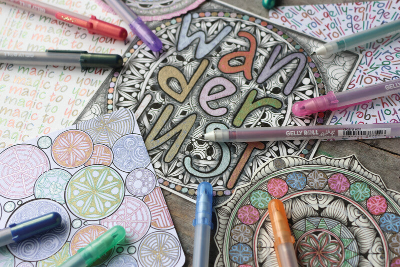 Sakura Gelly Shadow Gelschreiber 5er Set – 5 Farben, 0,7 mm, für dunkles Papier, Kappe