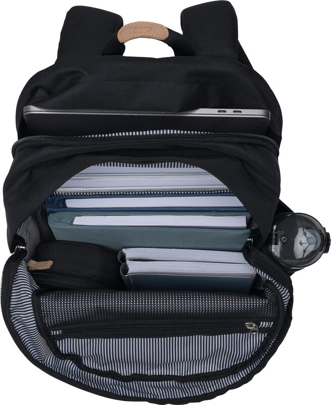 Beckmann Rucksack City – Dusty Black – 30 l – 31,0×47,0×24,0 cm – aus recycelten PET-Flaschen (rPET)