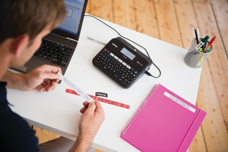 Brother D450VP – Beschriftungsgerät für TZe-Bänder 3,5–18 mm, USB, Auto-Cutter, 20 mm/s