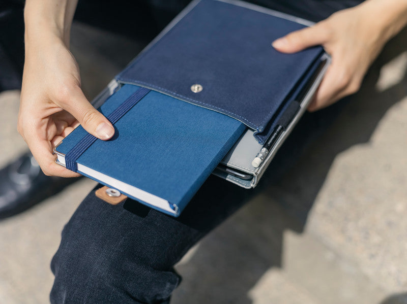 Biella Notebook-Schutzhülle – für Tablets bis 9,7", Stoßschutz, Persenning, Grau