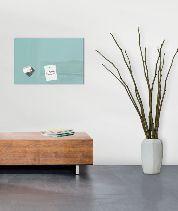Sigel Whiteboard – 60 × 40 cm, Glas, magnetisch, Wandmontage, inkl. SuperDym Magnetwürfel, Montagesatz
