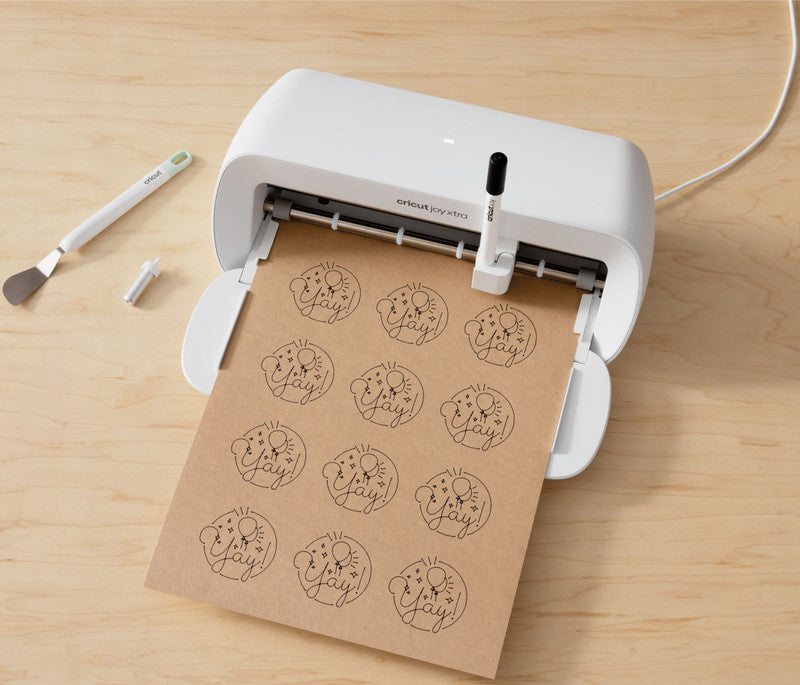 Cricut Smart Paper Stickerpapier, selbstklebend – für Cricut Joy Xtra – 241 × 305 mm – Kraft – 4 Stk.