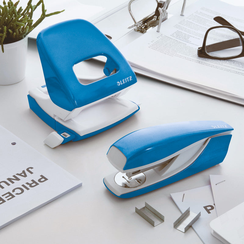 Leitz NeXXt 55021036 Hefter, blau, metallisch
