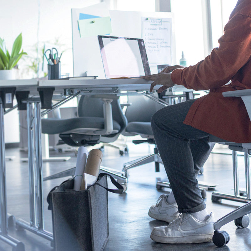 Sigel Desk-Sharing-Tasche – für Notebooks bis 17,3", Filz, Grau