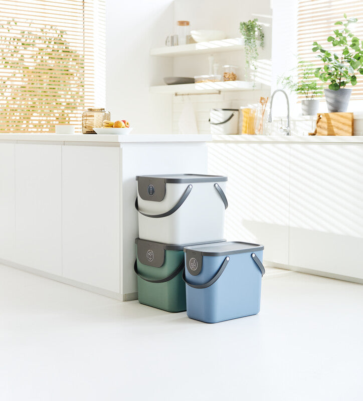 Rotho Abfallcontainer – 25 l – mit Deckel – Kunststoff, Horizon Blau – B × H × T 235 × 340 × 400 mm