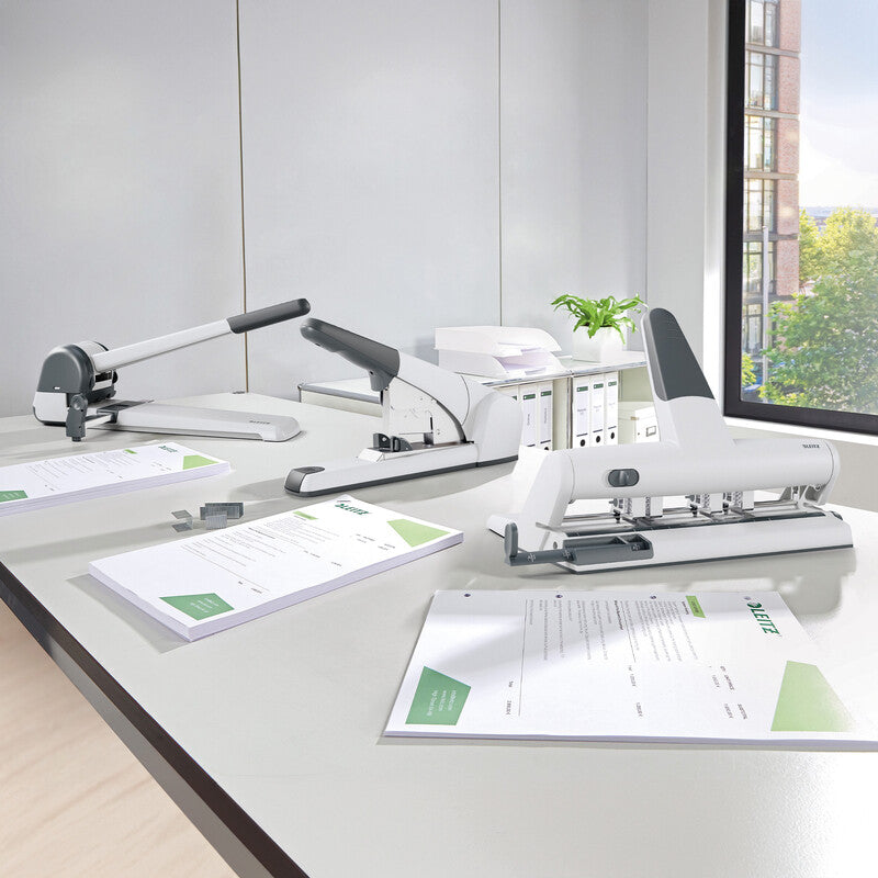 Leitz Mehrfachlocher – für Formate bis A2, Schlitz 6 mm