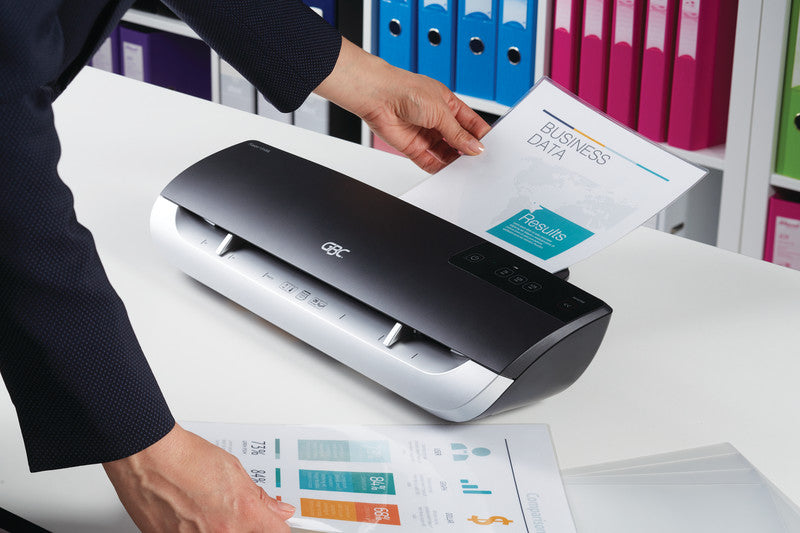 GBC Fusion 3100L Laminiergerät A3 – 2-Rollen, 75–175 µm, 1 Min. Aufheizzeit, 800 mm/min, schwarz