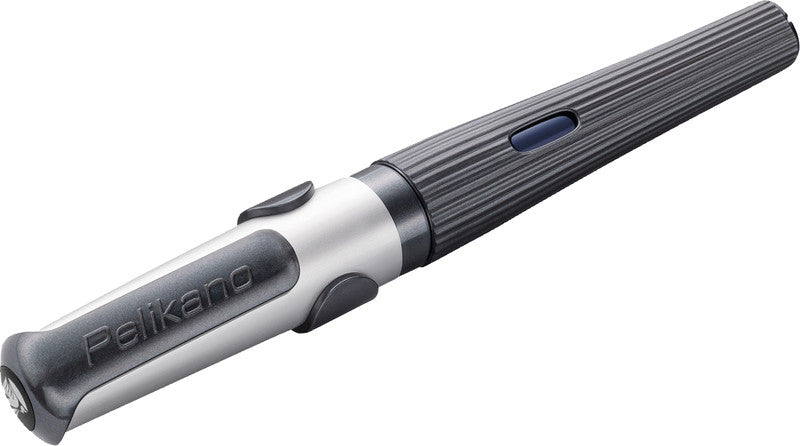 Pelikano Structure Grau – Federspitze M – für Rechtshänder – Grau, Blau – Patronen