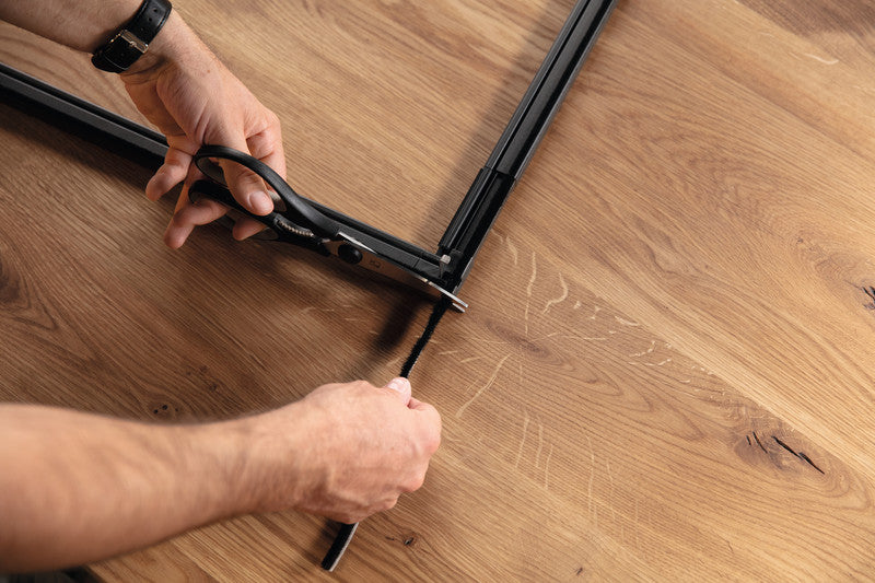 tesa Fliegengitter, faltbar – für Fenster – 80 × 80 bis 140 × 140 cm – weiss