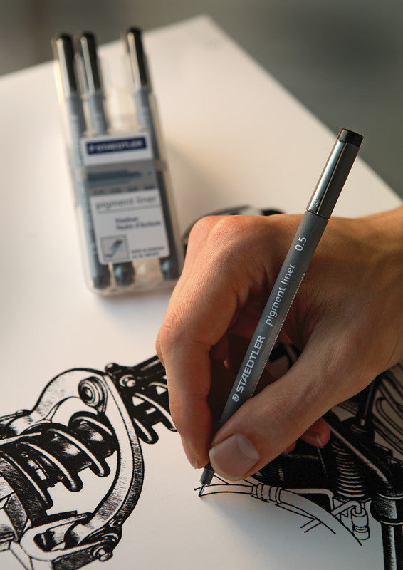 Staedtler Pigment Liner Fineliner 0,5 mm – schwarz – wasserfest, dokumentenecht