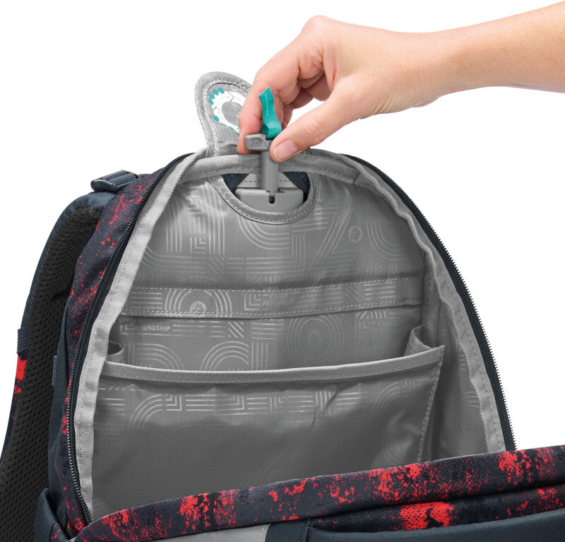 Coocazoo Schulrucksack Mate – Broken Black – aus 100% recycelten PET-Flaschen – 30,0 cm × 46,0 cm × 23,0 cm