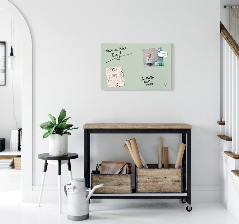 Sigel Whiteboard – 60 × 40 cm, Glas, magnetisch, Wandmontage, inkl. Magnetwürfel, Montagesatz