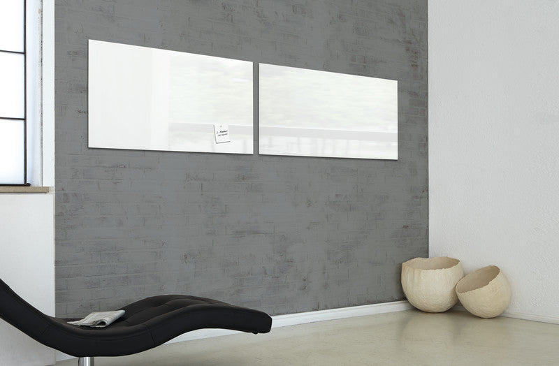 Sigel Whiteboard – 130 × 55 cm, Glas, magnetisch, Wandmontage, inkl. SuperDym Magnetwürfel, Montagesatz
