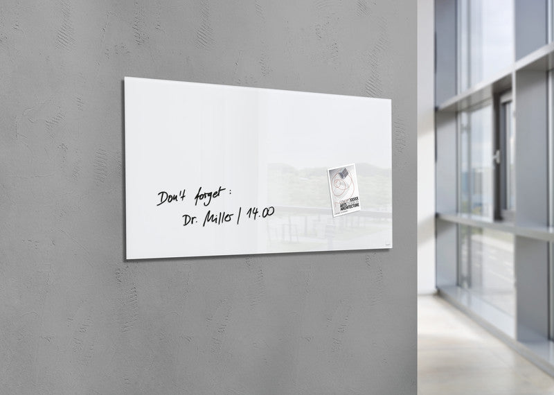 Sigel Whiteboard – 91 × 46 cm, Glas, magnetisch, Wandmontage, inkl. SuperDym-Magnetwürfel, Montagesatz