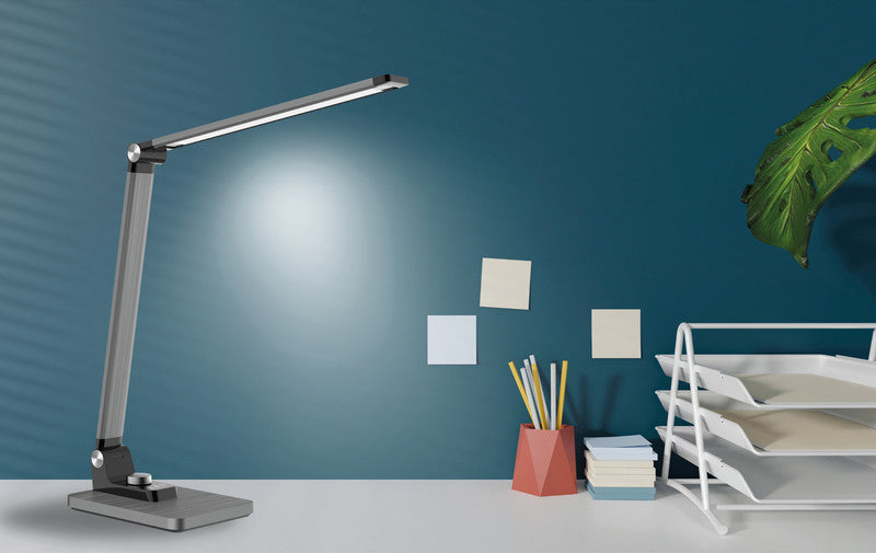 Hansa LED Tischleuchte Breeze – dreh- & neigbar, stufenlos dimmbar – 3’000–5’800 K – 450 lm 9 W – grau