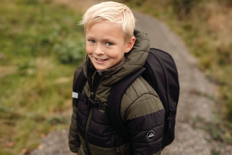 Beckmann Rucksack Urban Midi – Schwarz – 29,0 × 44,0 × 21,0 cm – aus recycelten PET-Flaschen (rPET)