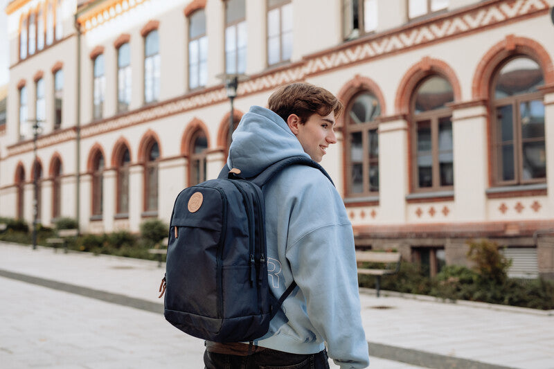 Beckmann Rucksack – dunkelblau – 30 l – recycelte Materialien