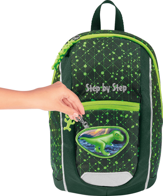 Step by Step Kindergartenrucksack – 2-teilig – Dino Nilo – Recycelte Materialien