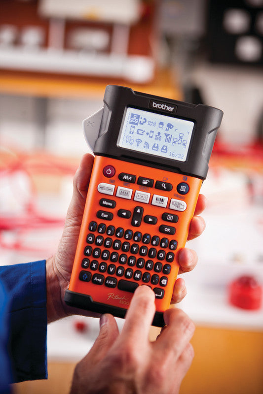 Brother E300VP – Beschriftungsgerät für TZe-Bänder 3,5–18 mm, 20 mm/s