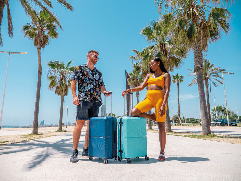 American Tourister Trolley Airconic – 67 l, Hartschale, 4 Doppelrollen, mit TSA, Aqua