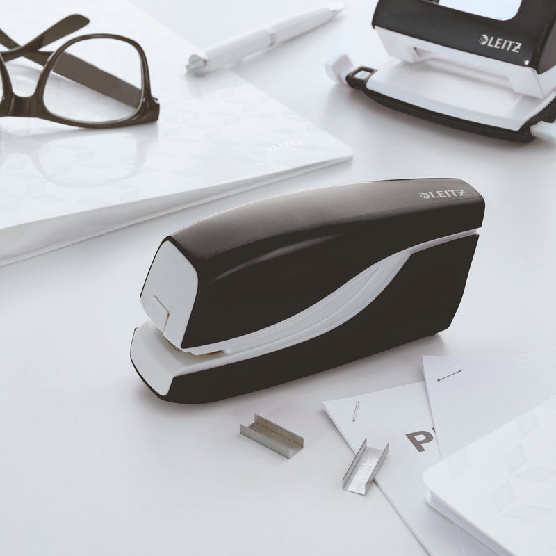 Leitz NeXXt WOW – Elektrischer Hefter, 10 Blätter, dauerhafte Klammern