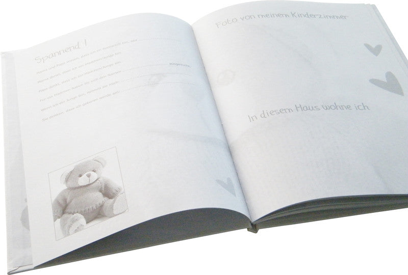 Walther Design Little Foot Baby-Tagebuch – 200 × 280 mm – 46 Seiten – gebunden, weiss
