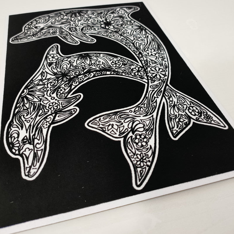Tataruga Samtbild, Karton, 21 × 29,7 cm, Schwarz