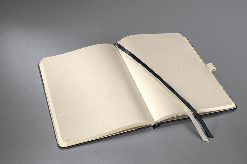 Sigel Notizbuch, 135 × 203 mm, punktkariert, Fadenheftung, 194 Seiten, 80 g/m² – grau