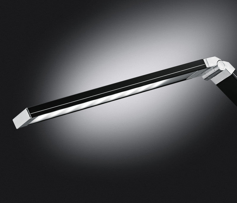 Hansa LED Tischleuchte Magic Plus – Qi & USB, 5-stufig dimmbar – 3000–6000 K – 500 lm 10 W – schwarzes Aluminium