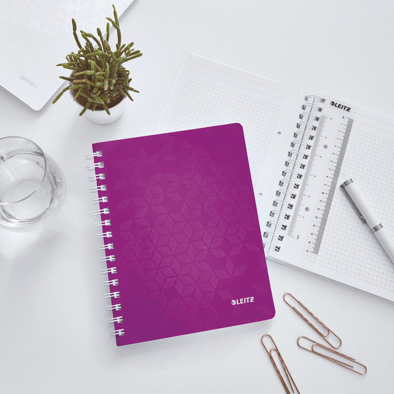 Leitz Collegeblock – A5 – 80 Blatt – 80 g/m² – Doppelspirale, Einstecktasche, Stiftschlaufe – Violett – FSC