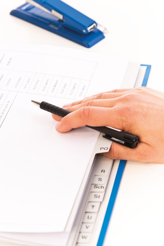 Q-connect Register – 24-teilig, PP, grau, vorgedruckt, 2-fach Lochung, für Formate bis A5 hoch