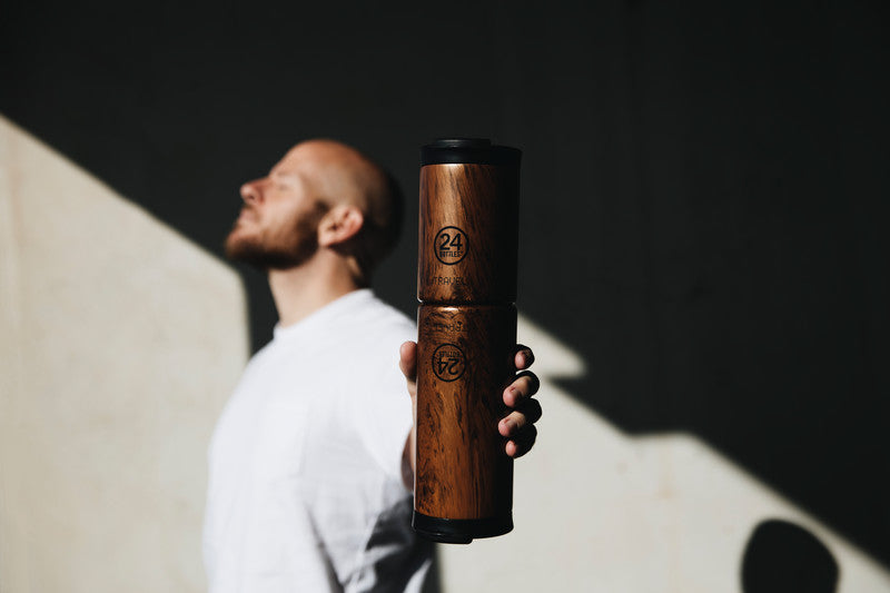 24Bottles Thermobecher Travel Tumbler – 3,5 dl – Edelstahl, isoliert, Sip&Go-Deckel – Sequoia Wood