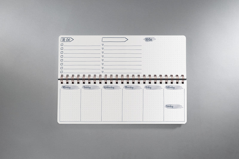 Sigel JOLIE Wochenplaner – undatiert, 1 Woche/2 Seiten, Spiralbindung, 30 × 11,4 cm, mit Ständer