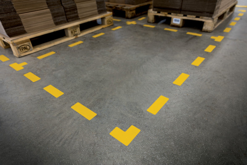 Durable Sicherheitskennzeichen Bodenmarkierung L – 100 × 100 × 0,7 mm, Kunststoff, Gelb, selbstklebend, 10 Stk