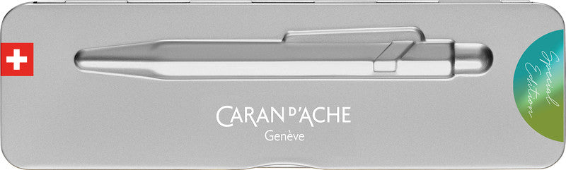 Caran d-Ache Kugelschreiber – 4 Farben (Meerviolett, Arktisgrün, Sonnenstein Rosa, Sturmblau), Aluminium