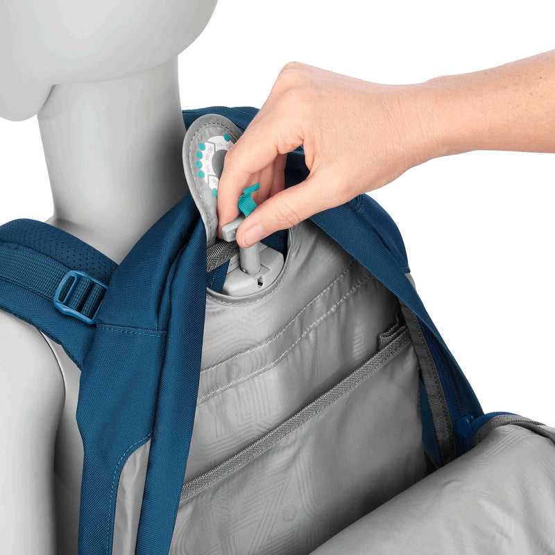 Coocazoo Rucksack Mate – Limetten-Streifen – 30 l (B 30,0 × H 44,0 × T 23,0 cm) – recycelter Bestandteil