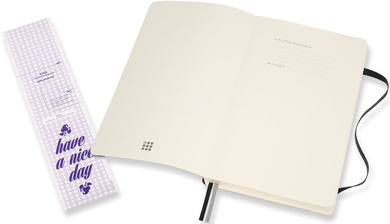 Moleskine Notizbuch, 130 × 210 mm, punktkariert, Leimbindung, Softcover, 400 Seiten, 70 g/m² – schwarz