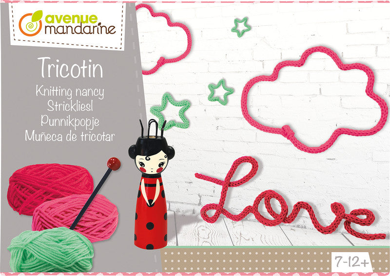 Avenue Mandarine – Bastelset Strickliesl – ab 7 Jahren – 3 Wollknäuel – 28 × 108 × 28 mm