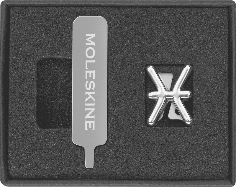 Moleskine Pin – Sternzeichen Fische – Silber, Zinklegierung